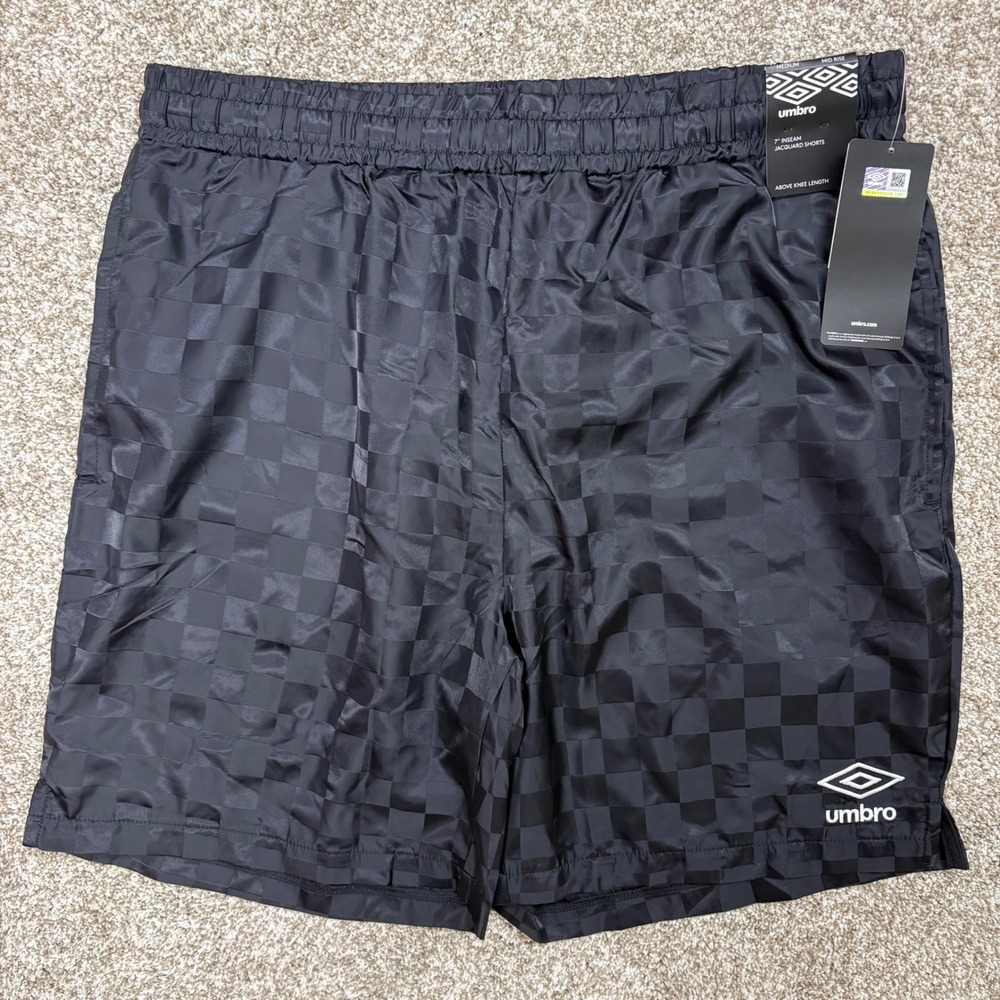 NEW Umbro Soccer Shorts Mens Medium Black Checkerboard Retro Athletic 7" Inseam
